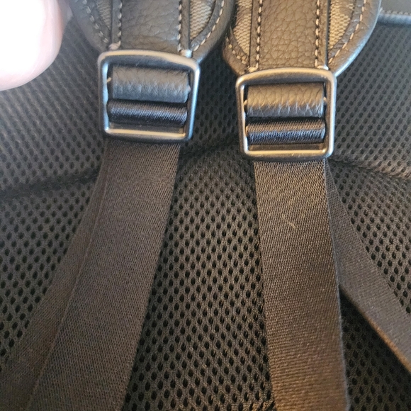 NWOT Coach Sullivan Backpack In Signature Canvas Plastic still on! - Picture 10 of 10